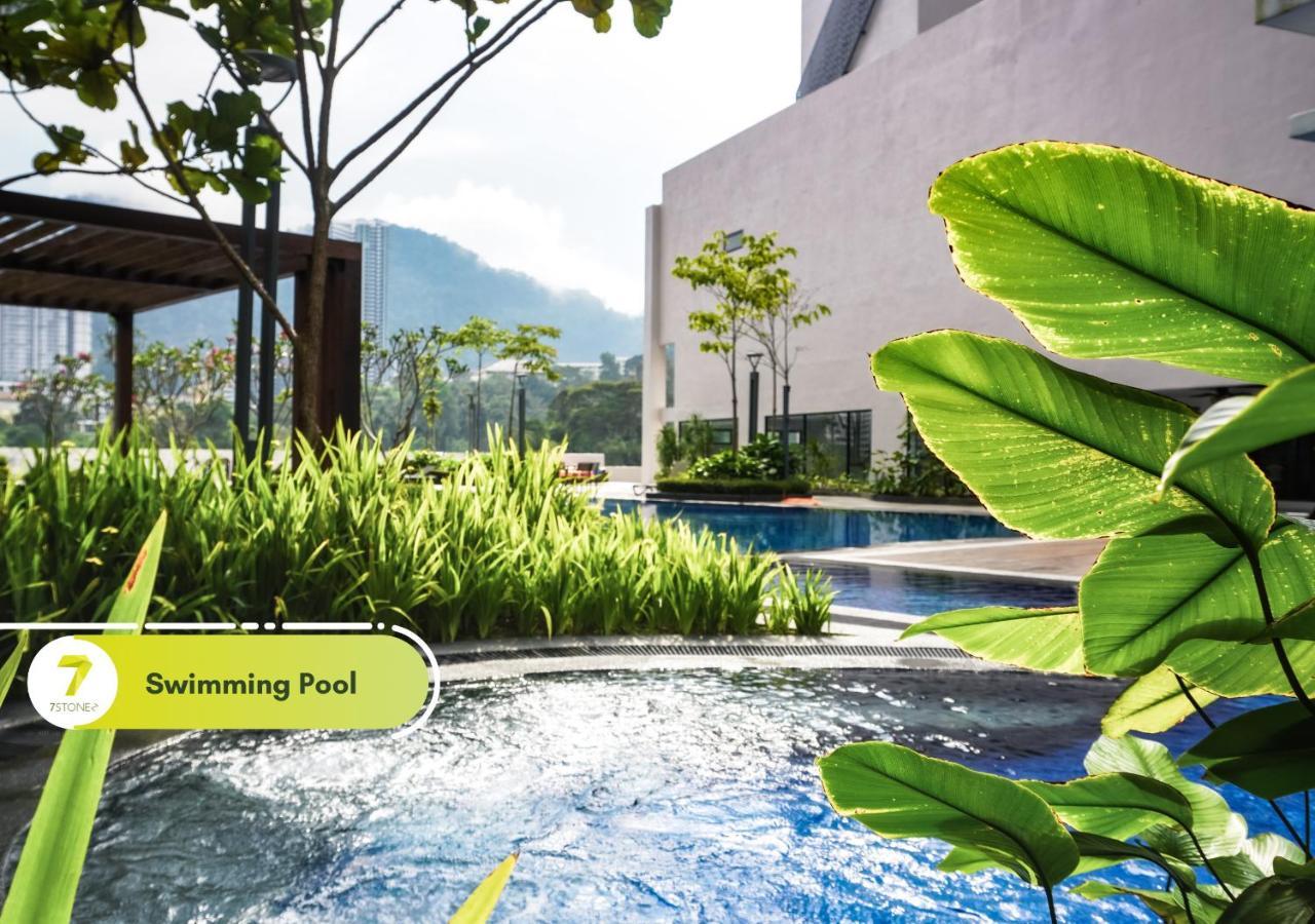 7Stonez Residences Midhills Genting Highlands Dış mekan fotoğraf Swimming Pool