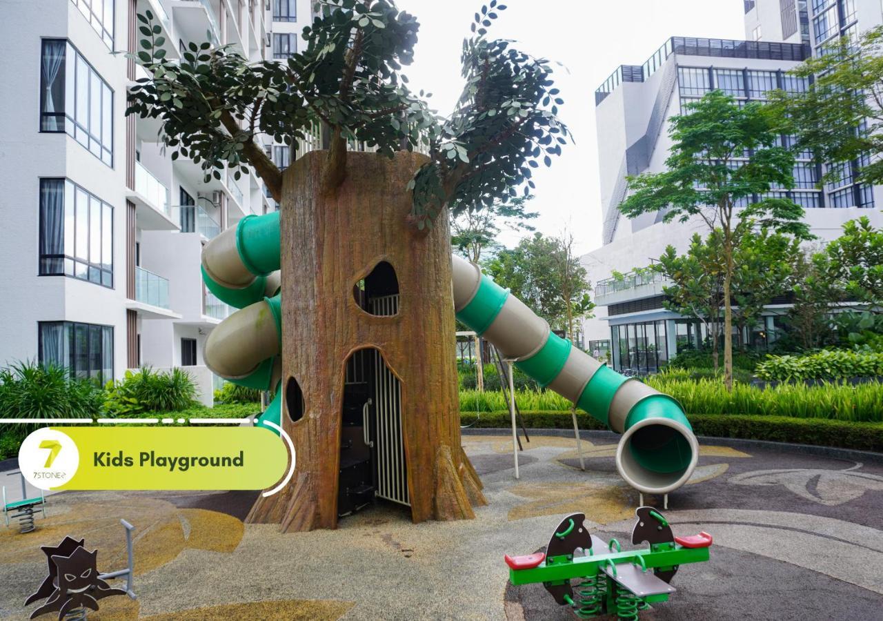 7Stonez Residences Midhills Genting Highlands Dış mekan fotoğraf Kids Playground