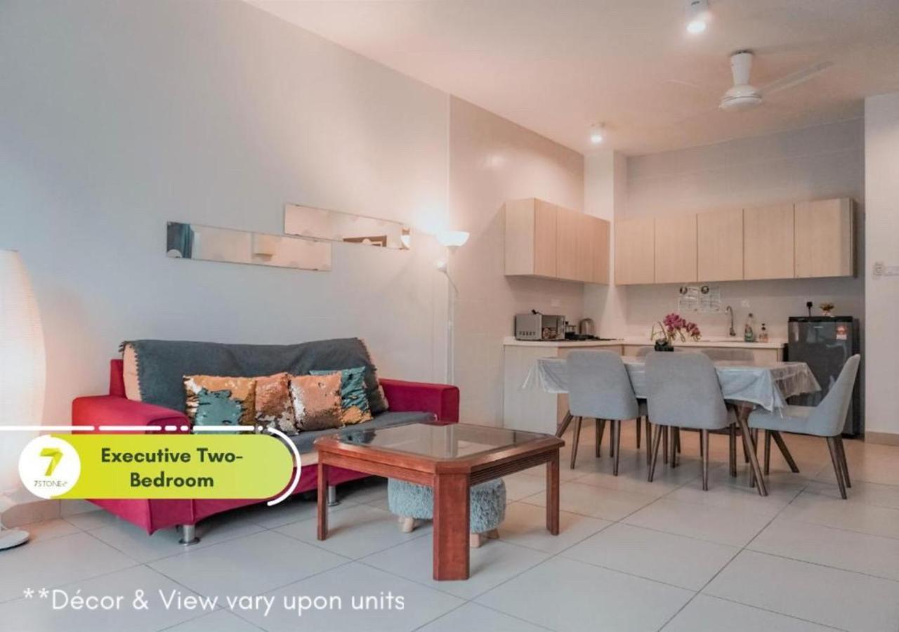 7Stonez Residences Midhills Genting Highlands Dış mekan fotoğraf Living room