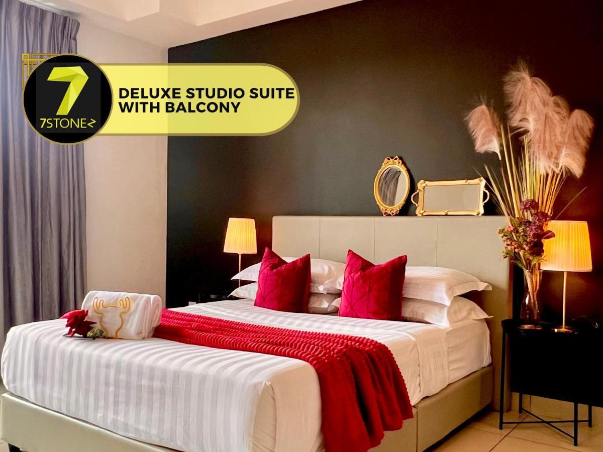 7Stonez Residences Midhills Genting Highlands Dış mekan fotoğraf Deluxe Studio Suite with Balcony