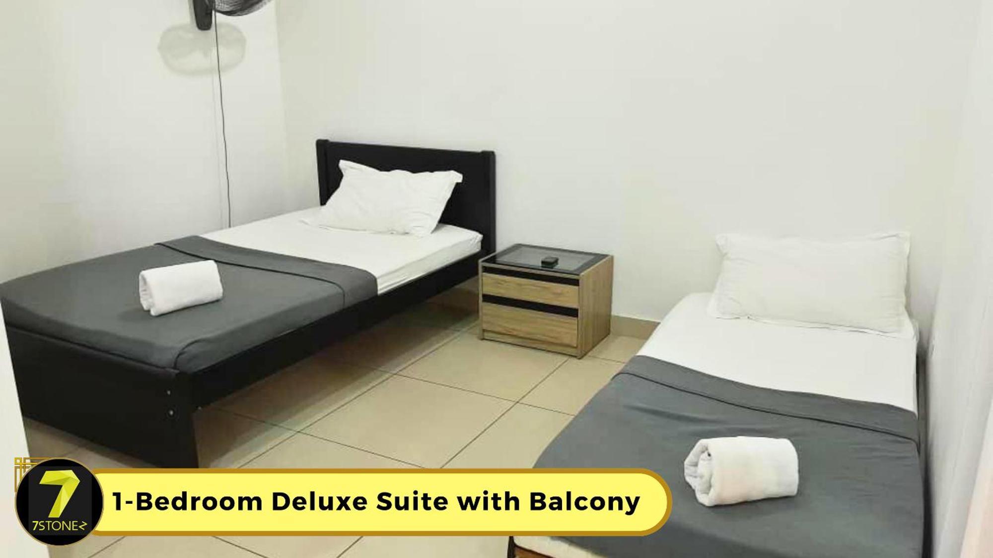 7Stonez Residences Midhills Genting Highlands Dış mekan fotoğraf Deluxe Suite with Balcony